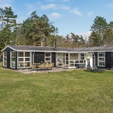 Three-bedroom In Сasa de vacaciones