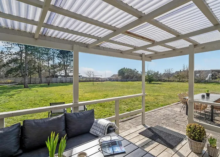 Three-bedroom In Сasa de vacaciones Millinge