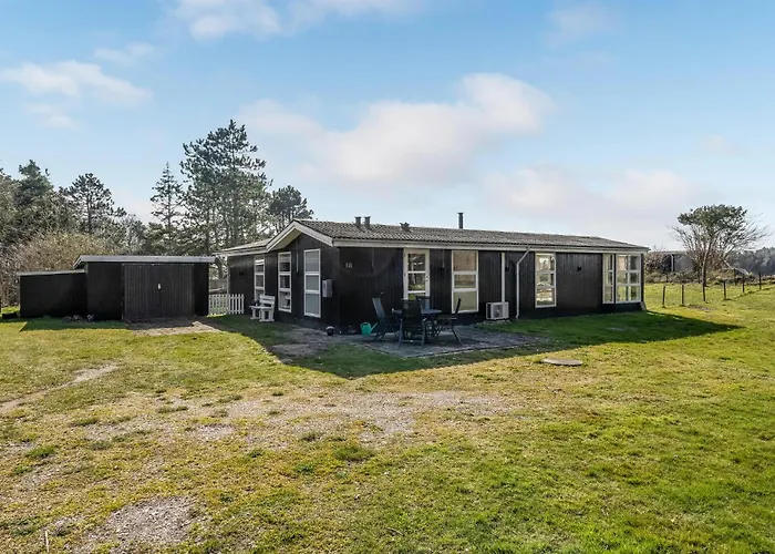 Сasa de vacaciones Three-bedroom In Millinge